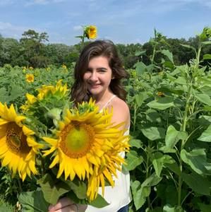 Meet your Posher, Kata emily